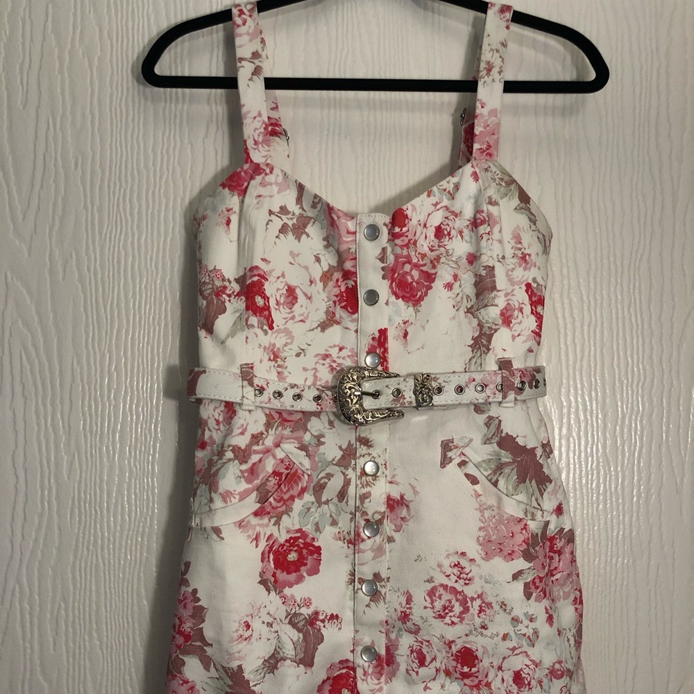 For love and lemons weston dress